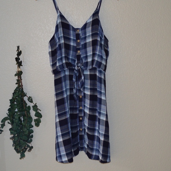 Universal Thread Plaid tie front  Dress Sz L - Picture 2 of 7